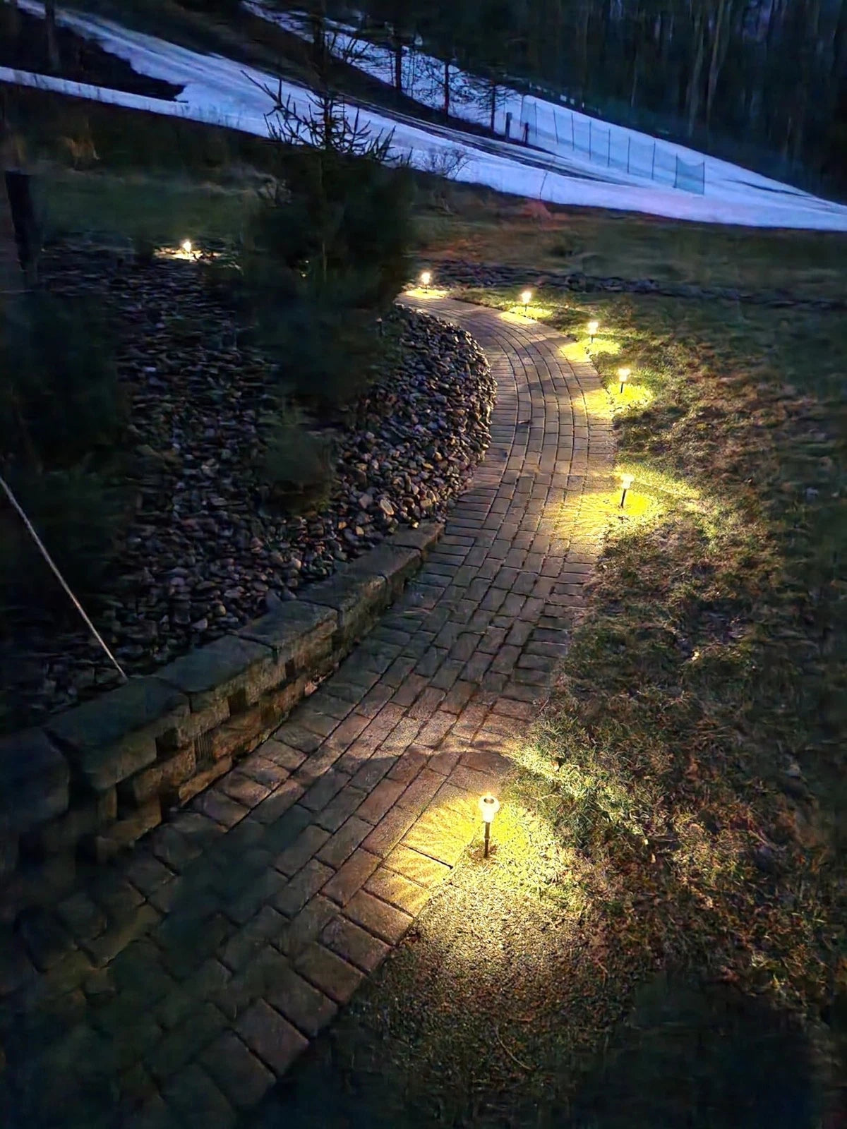 8 Pack Solar Garden Lights Outdoor Waterproof Pathway LED Lights Landscape Yard