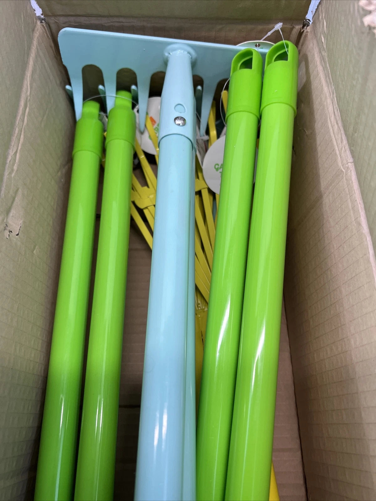 12 Metal Kids Garden/Beach Tool Toy Set, Rake, Shovel & Hoe 27-inch Bulk Lot New