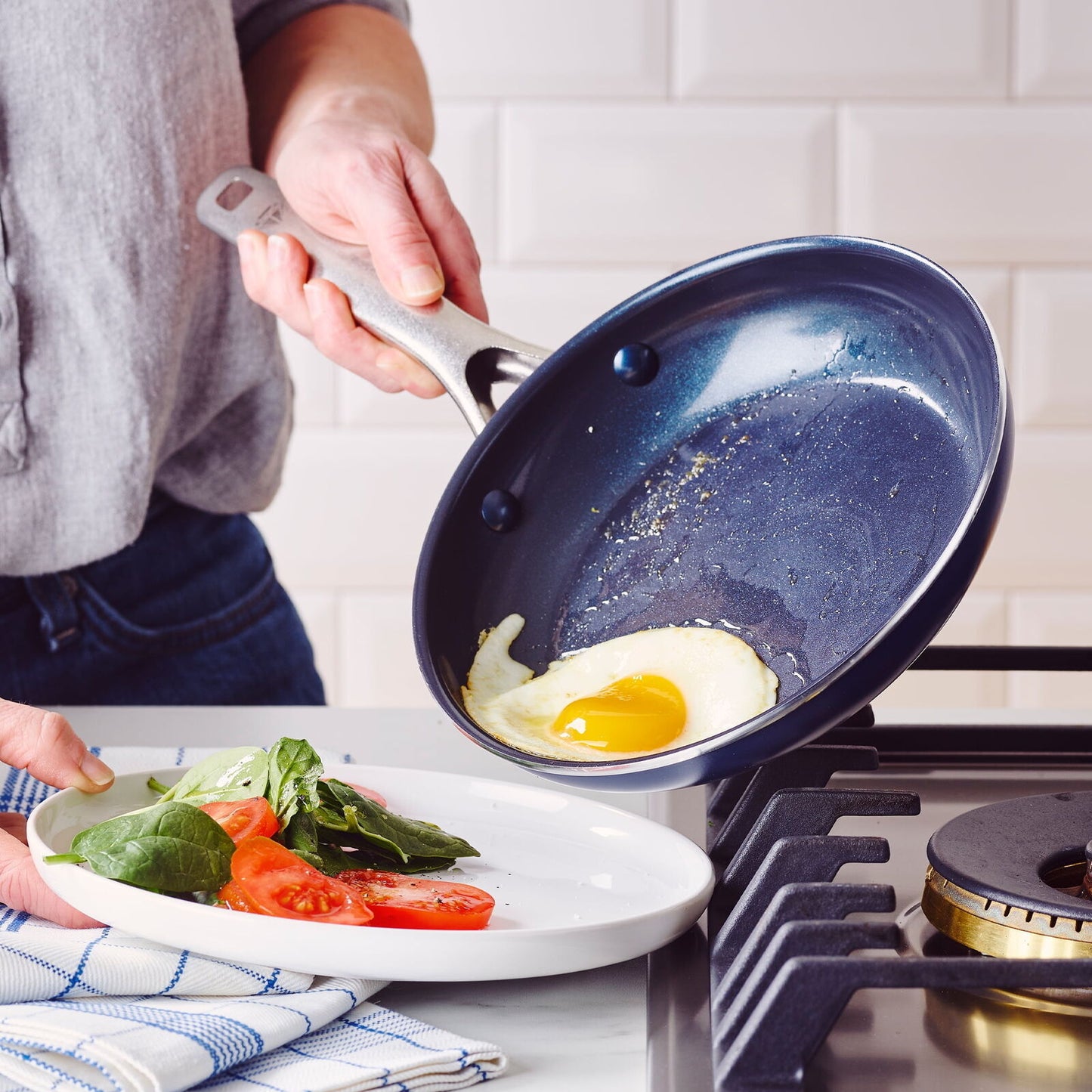 Blue Diamond Ceramic Nonstick Fry Pan/Skillet, 8 Inch Frypan