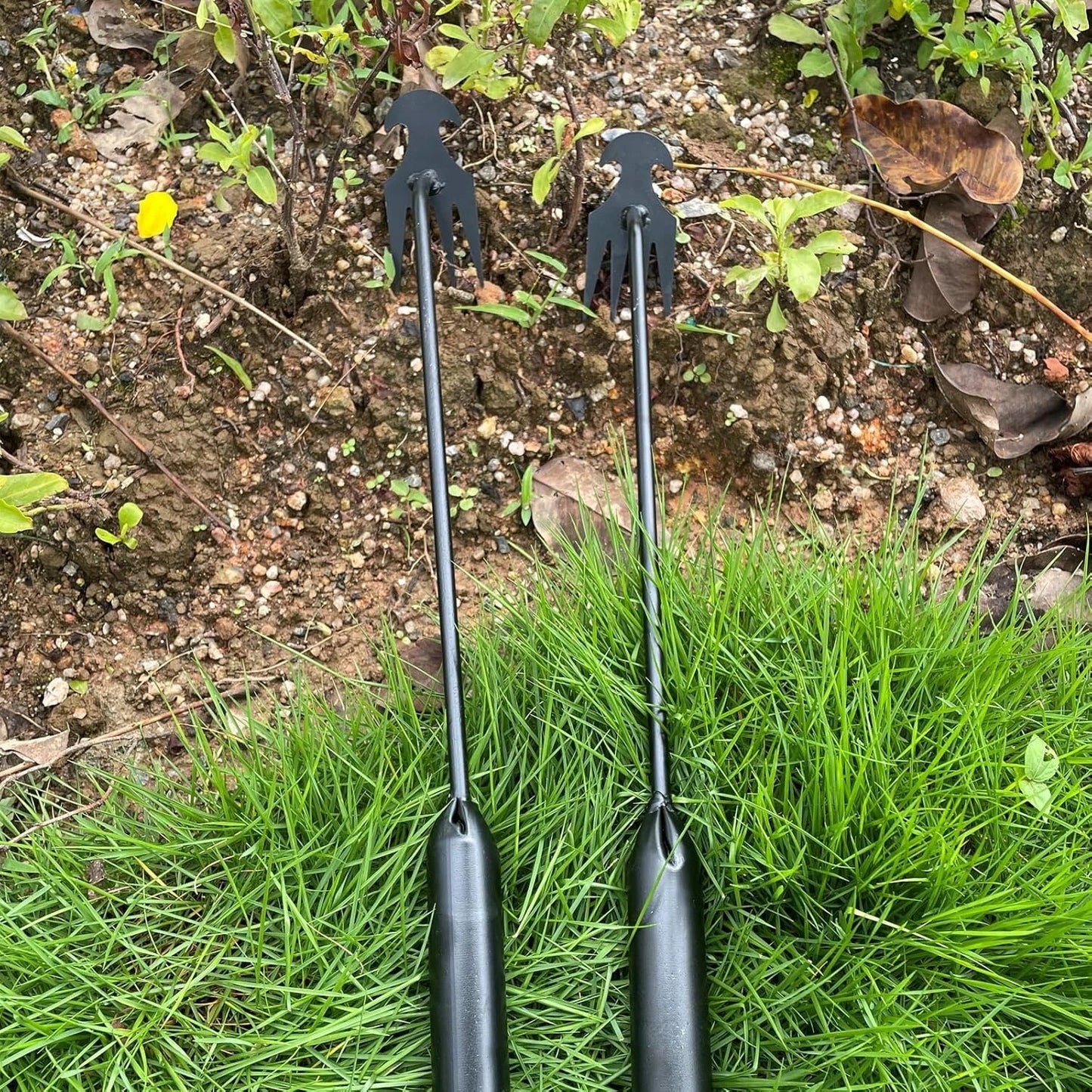 Manual Weed Puller Twister Garden Lawn Grass Root Remover Claw Tool Black Steel