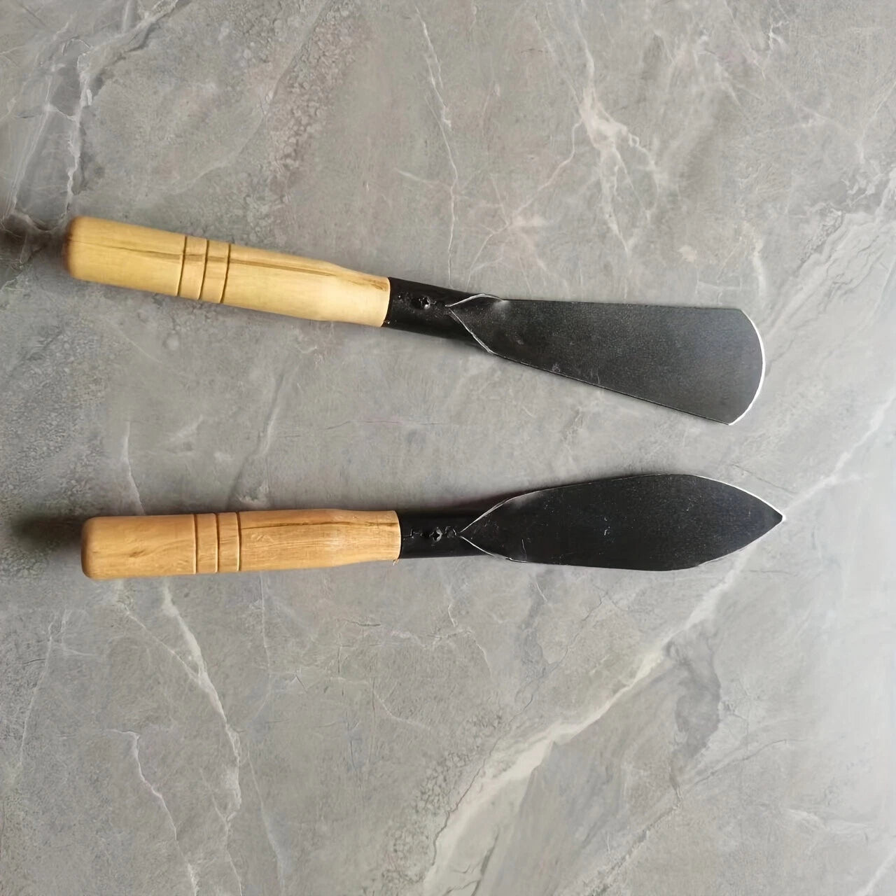 Set of Two Metal Garden Shovels - Ideal for Digging, Transplanting, Planting